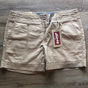 Levi’s shorts